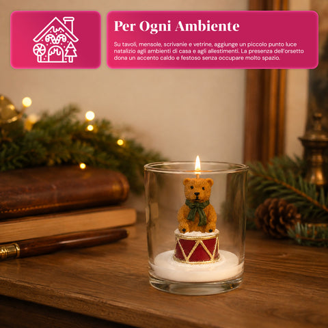 Vánoční svíčka ve skleněné nádobě 7 cm - medvídek s čepicí Santa Clause nebo medvěd na bubnu - dekorace a stolní aranžmá