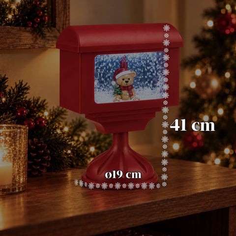 Dekorační vánoční lucerna ve tvaru poštovní schránky se sněhovým efektem, LED světly a hudbou, 2 varianty: Santa Claus nebo medvídek, výška 41 cm, napájení bateriemi