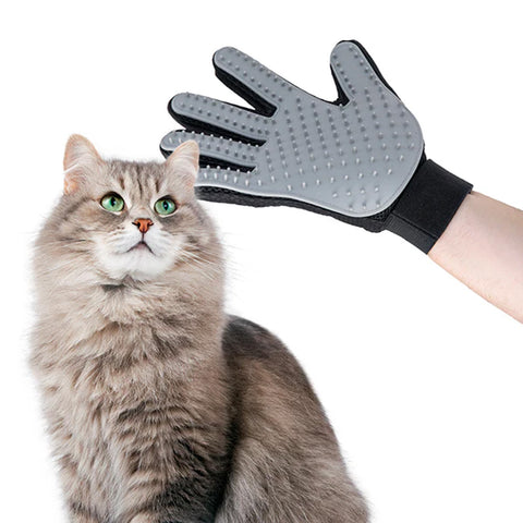immagine-2-innovagoods-guanto-per-pettinare-e-massaggiare-animali-domestici-in-silicone-ean-8435527813512