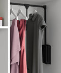 immagine-2-emuca-appendiabiti-saliscendi-per-armadio-in-acciaio-60-83x84cm-nero-ean-8432393277363